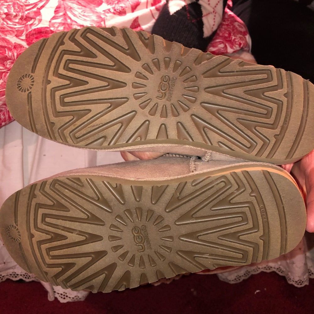Fawn-Colored Tall UGG Boots - Picture 5 of 8